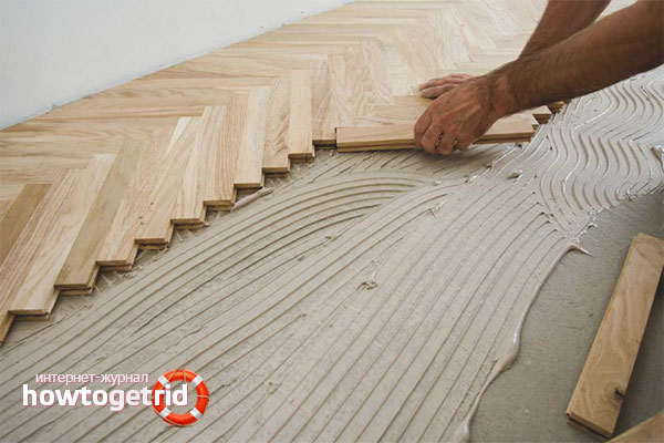 Полагане на самозалепващ се ламиниран паркет