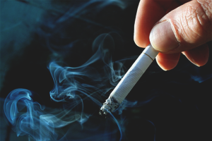  Как да се отървем от миризмата на цигари в колата