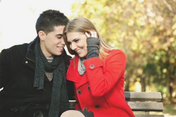 Как да поканите момиче да се срещне