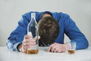  Как да накараме човек да изпадне в беда