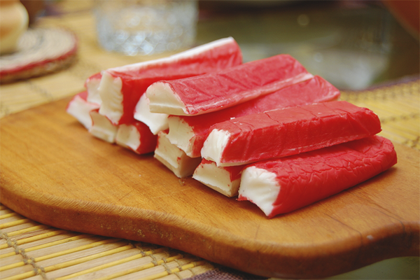 Как да размразете пръчките от раци