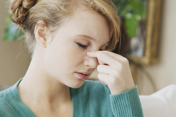 Как да пробие носа без капки