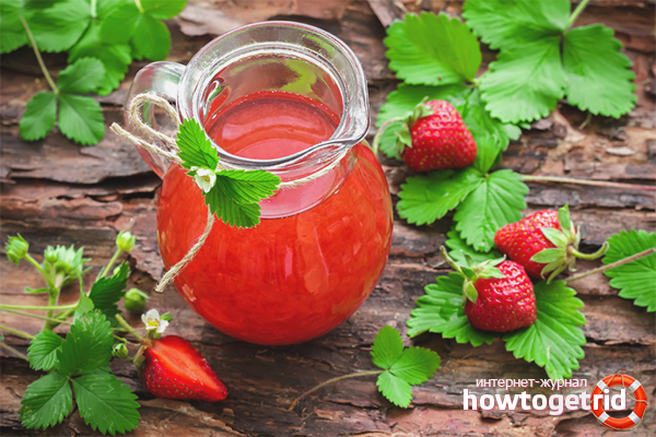 Ягодов компот с мелиса