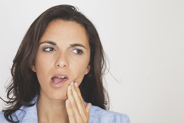 Защо зъбът боли след напълване на канала?