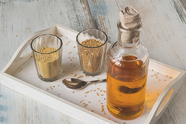 Горчиво масло за лице