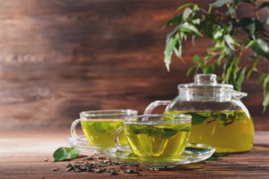  Мога ли да пия зелен чай кърмачка майка